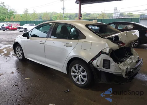 2022 Toyota Corolla Le z USA, uszkodzony, nr VIN 5YFEPMAE4NP287147